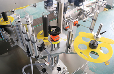 全自动贴标机 现代生产的效率与精准之选